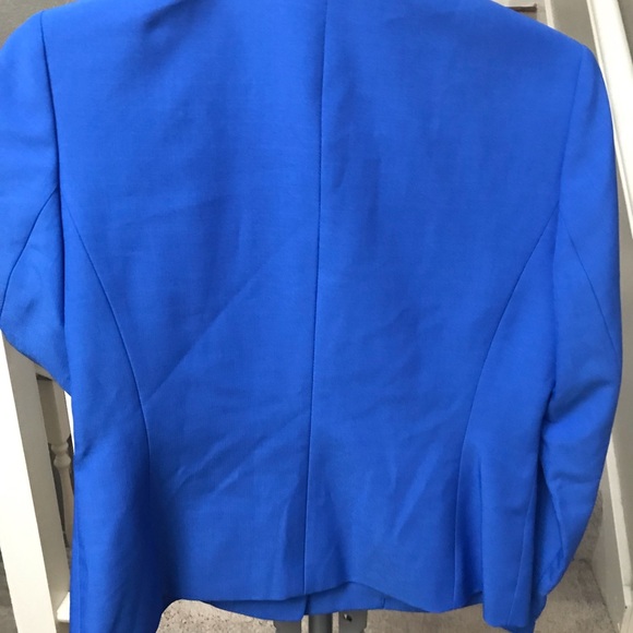 LE SUIT WOMEN SINGLE BUTTON BLAZER. BEAUTIFULLY DESIGNED FOR MODERN LOOKS. 2P. - Picture 6 of 11